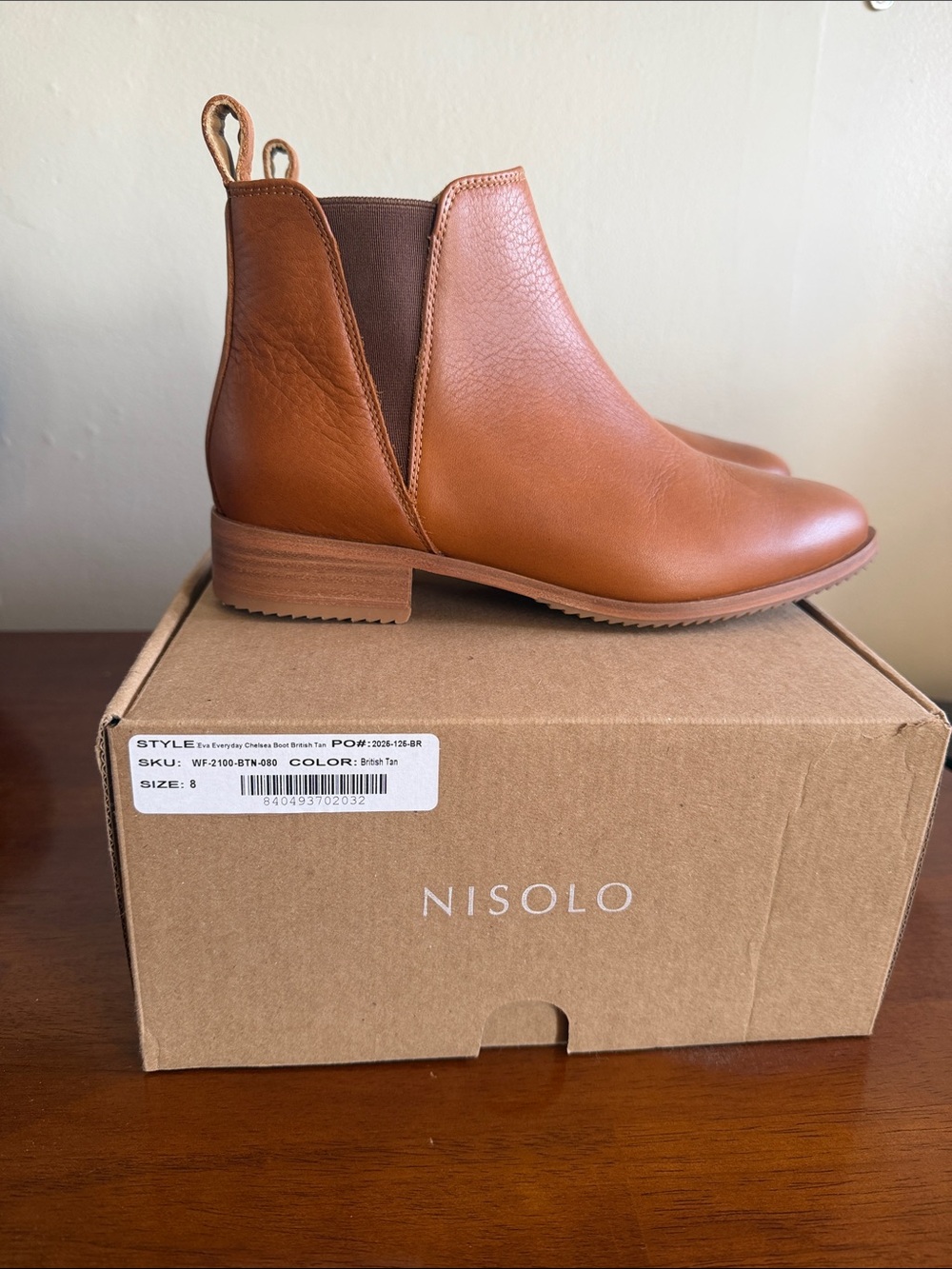 Nisolo Brand NEW New-in-box Eva Everyday Chelsea Boots | Size 8 British Tan